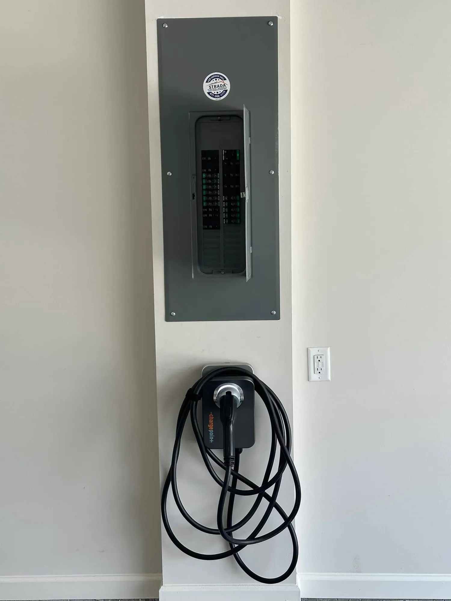 Switch & Outlet Replacement expertise by Hayes Electric