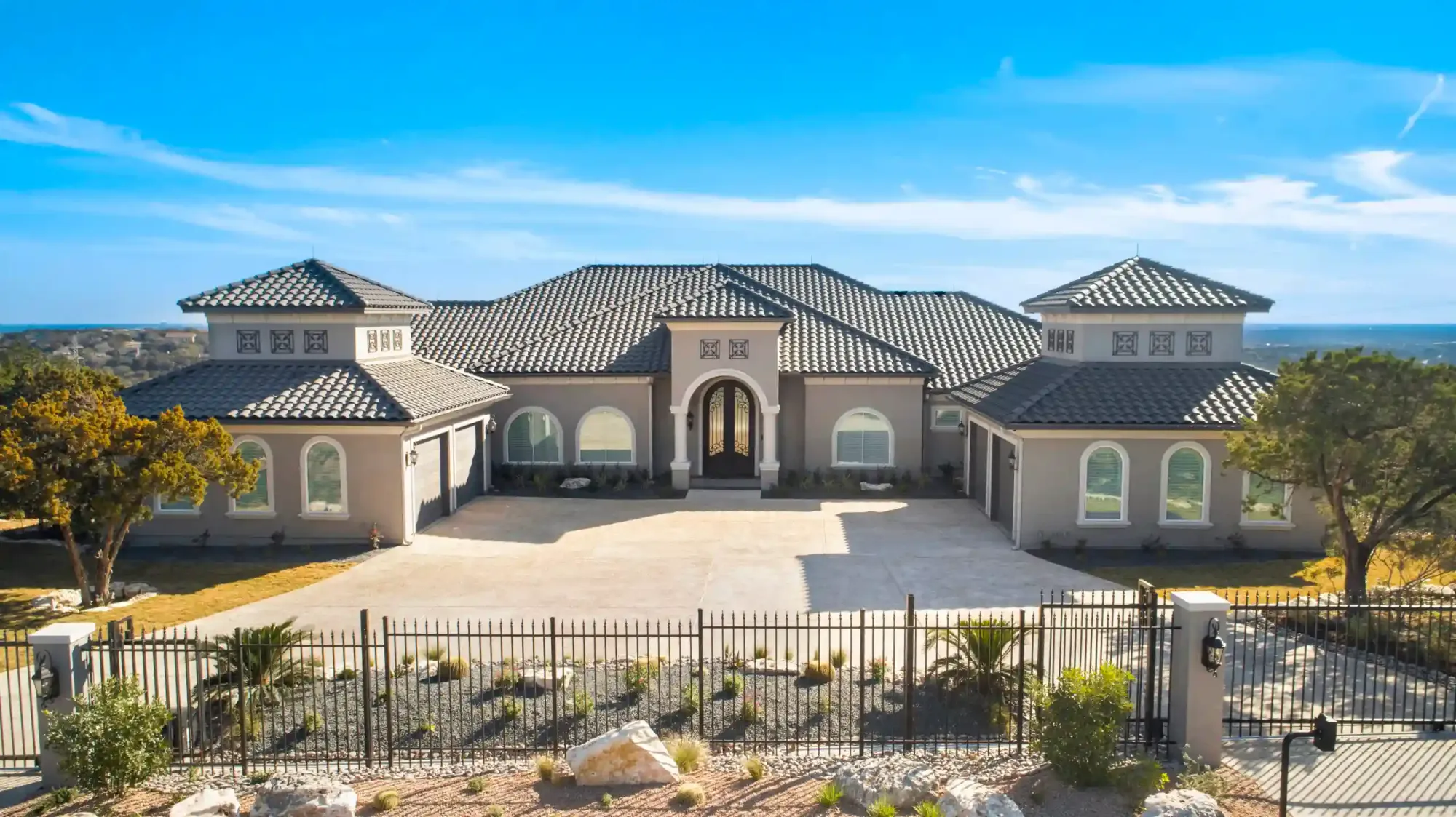 Custom Home Construction by Triple R Custom Homes in Shavano Park