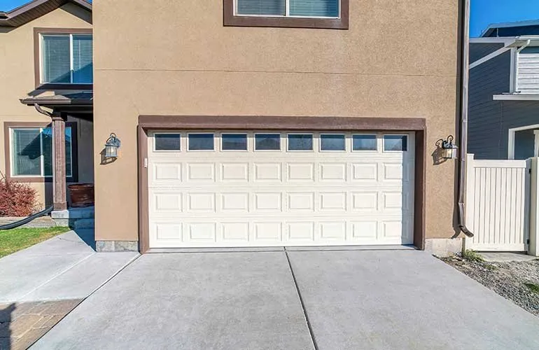 Why choose EZ Overhead Doors for Emergency Garage Door Repair