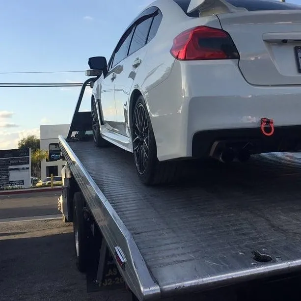Emergency Road Service by Towing El Paso Pro in La Guna, TX