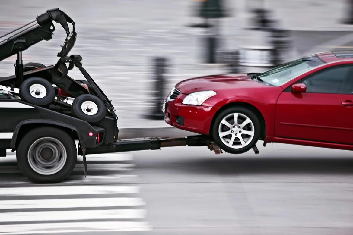 Why choose Tow and More for Winching Service
